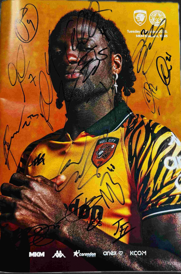 Squad Signed Programme Vs Leicester